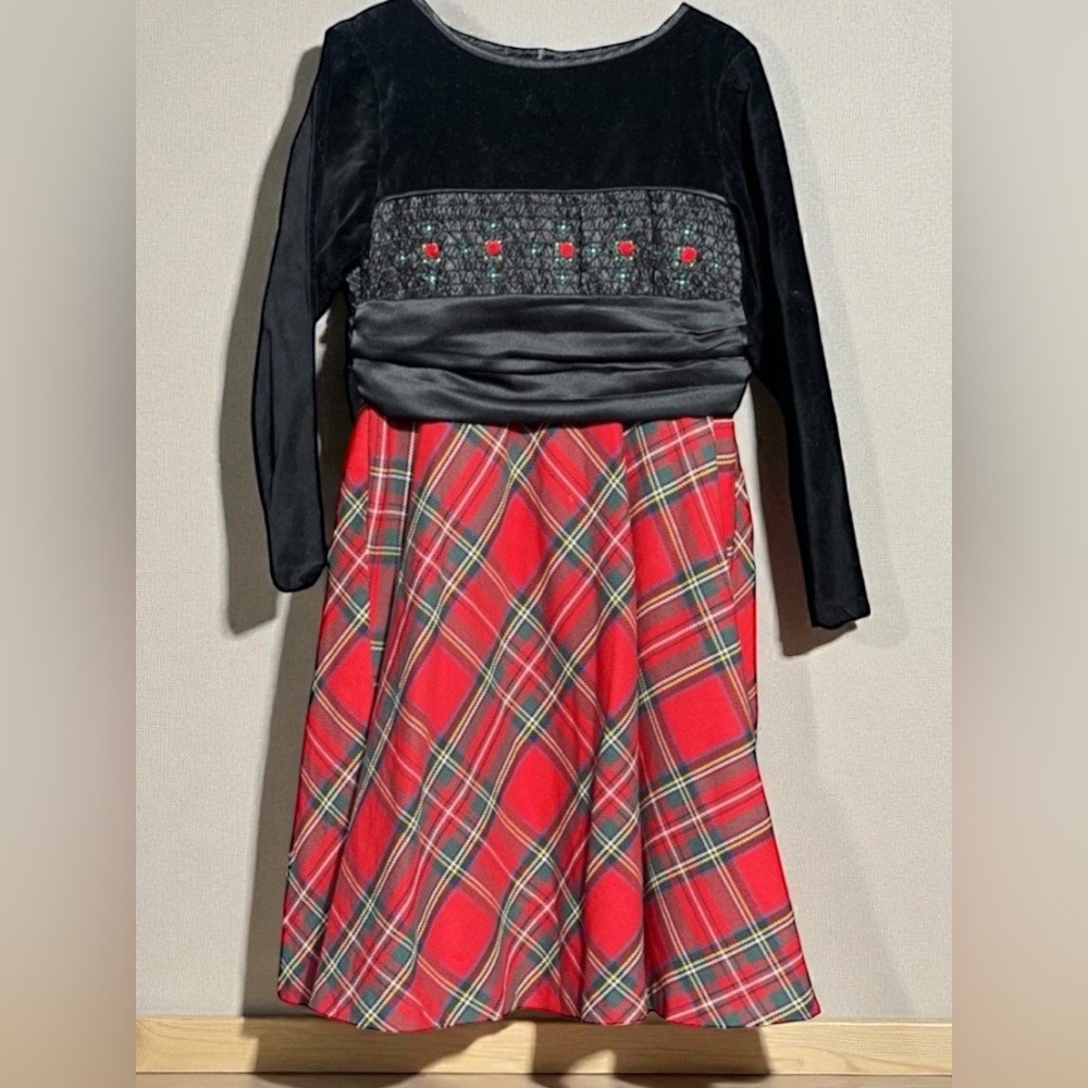 Elebini boutique black velvet and red plaid long-sleeve Dress